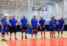 Екатеринбург принимает благотворительный турнир «Новогодний мяч» ekaterinburg prinimaet blagotvoritelnyj turnir novogodnij myach-journalrf-ru-0