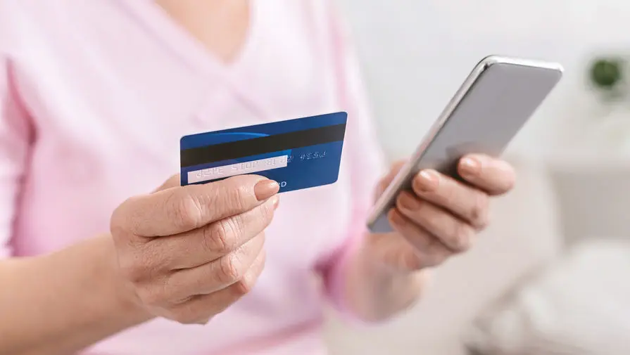 Евгений Гибадуллин рассказал о позициях Уварова и Банка России по блокировкам-0