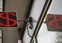 Кирилл Тремасов дает прогнозы на фоне повышения доллара выше 81 рубля kirill tremasov daet prognozy na fone povysheniya dollara vyshe 81 rublya-journalrf-ru-0