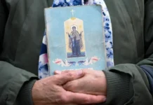 mihail ivanov rasskazyvaet o molitve k presvyatoj bogorodicze v den materi-journalrf-ru-0