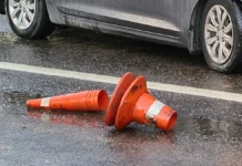 Оперативное устранение последствий ДТП на СВХ и МКАД силами Дептранса operativnoe ustranenie posledstvij dtp na svh i mkad silami deptransa-journalrf-ru-0