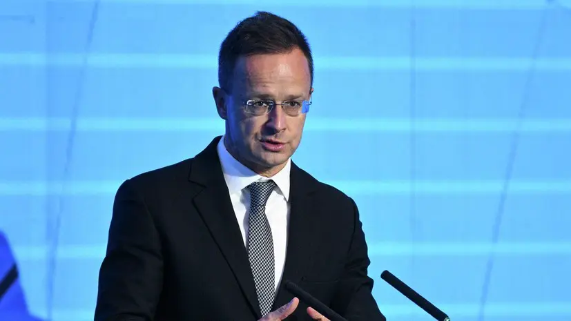 Зарубин: Сийярто помог переводчице Орбана в ходе встречи с Путиным