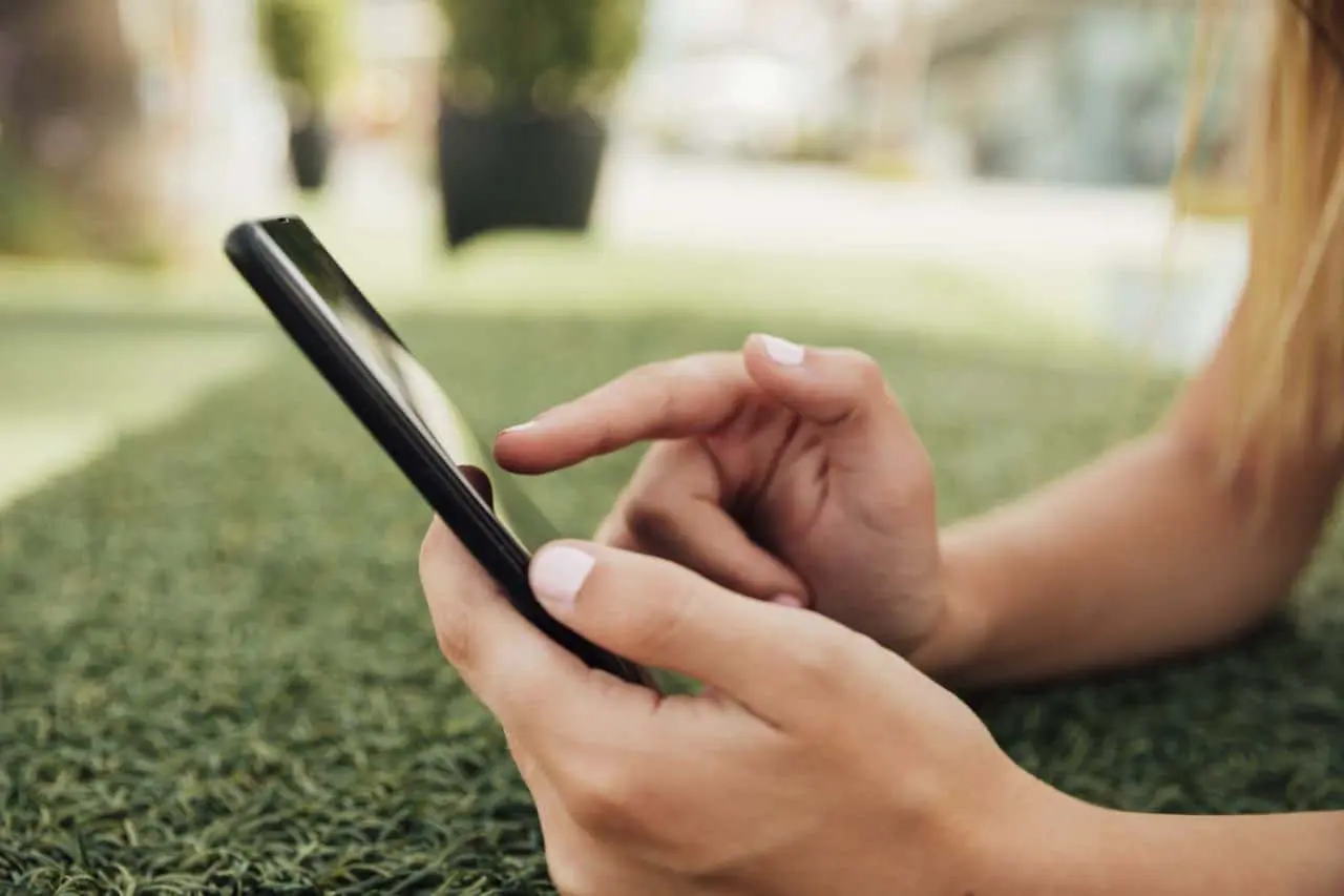 Советы эксперта по эффективной защите eSIM от кибермошенников-0