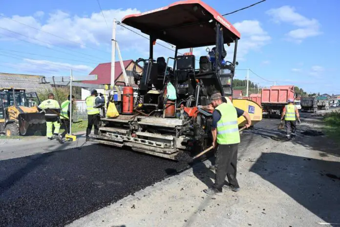 Свердловская область завершила масштабный дорожный сезон-0