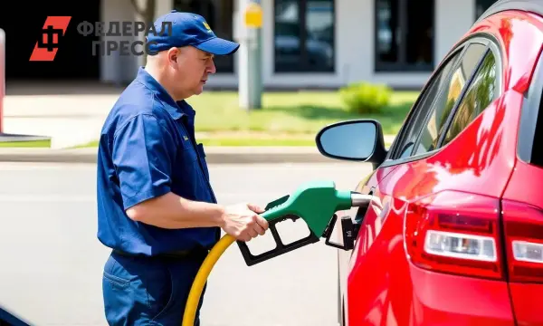 Тюменцы поделились тратами на бензин и АЗС-0