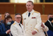 Владимир Путин принял кадровое решение по Геннадию Лопатину vladimir putin prinyal kadrovoe reshenie po gennadiyu lopatinu-journalrf-ru-0