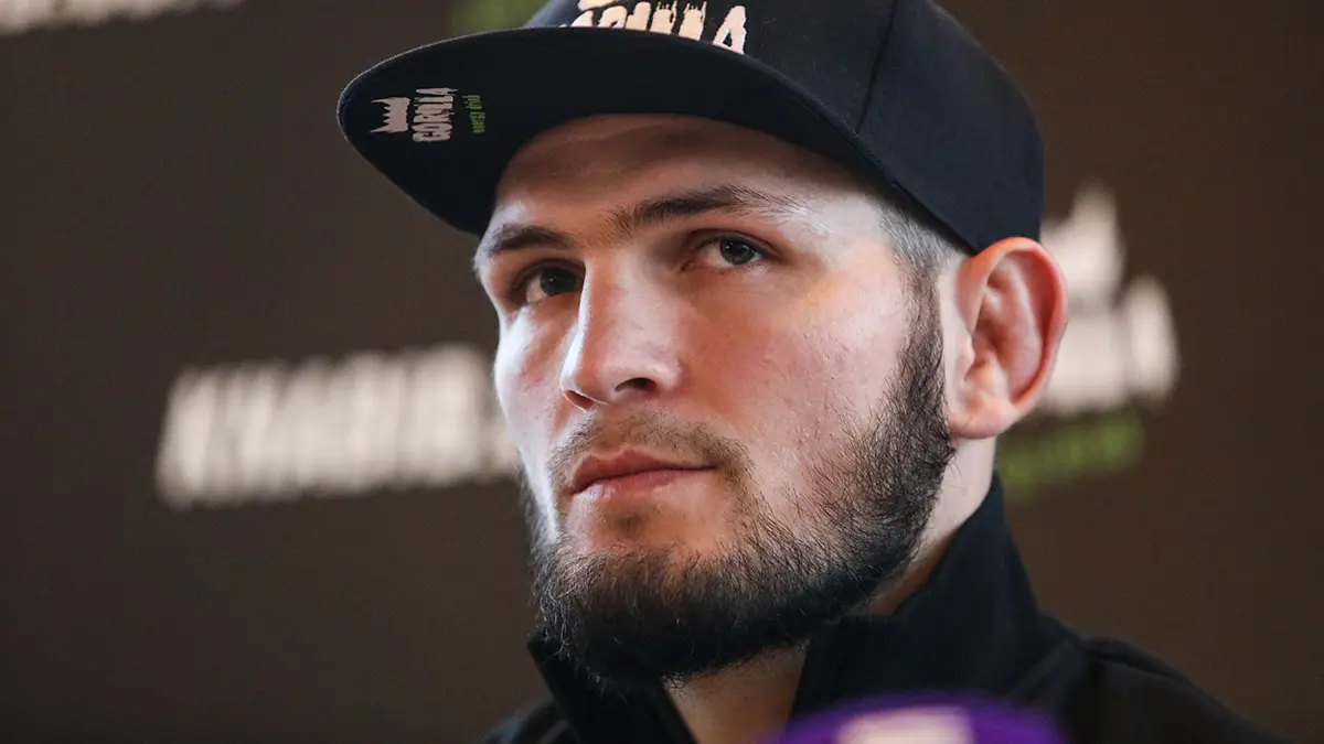 Футболист Ибрагимович одной фразой прокомментировал фото с Нурмагомедовым