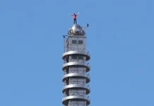 Алекс Хоннольд покорил Тайбэй 101, в одиночку преодолев 508 метров aleks honnold pokoril tajbej 101 v odinochku preodolev 508 metrov-journalrf-ru-0