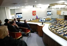 Дмитрий Певцов из Госдумы оценил пересъемки фильмов о Буратино dmitrij pevczov iz gosdumy oczenil peresemki filmov o buratino-journalrf-ru-0