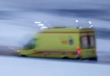 dve zhenshhiny chudom uczeleli v moskve posle padeniya s bolshoj vysoty-journalrf-ru-0