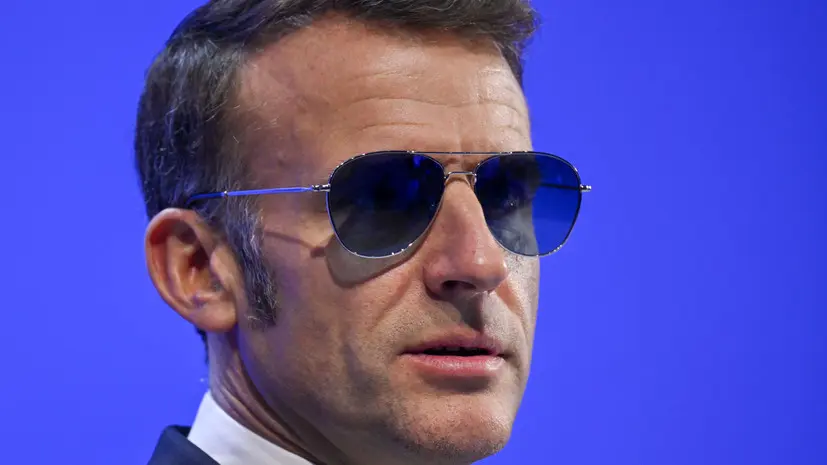 DM: кровоподтёк в глазу Макрона мог появиться из-за удара или пощёчины