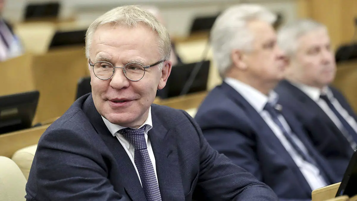 «Поступил правильно»: Фетисов оценил драку Бобровского с вратарем на матче НХЛ