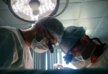 Мальчика после ДТП в Подмосковье спасли врачи клиники доктора Рошаля malchika posle dtp v podmoskove spasli vrachi kliniki doktora roshalya-journalrf-ru-0