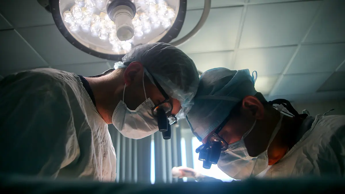 Врачи клиники доктора Рошаля спасли жизнь мальчику после ДТП в Подмосковье