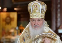 Патриарх Кирилл возглавил торжественную литургию в Храме Христа Спасителя на Светлое Рождество patriarh kirill vozglavil torzhestvennuyu liturgiyu v hrame hrista spasitelya na svetloe rozhdestvo-journalrf-ru-0