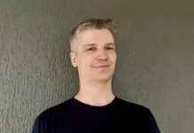 IT TASK учит выявлять шпионские приложения в App Store и Google Play uchit vyyavlyat shpionskie prilozheniya v i -journalrf-ru-0