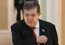 Зеленский выступил с заявлением по Донбассу, Россия угрожает zelenskij vystupil s zayavleniem po donbassu rossiya ugrozhaet-journalrf-ru-0