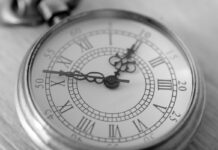 Как мы приручили время и почему нам всё мало Часы на цепочке