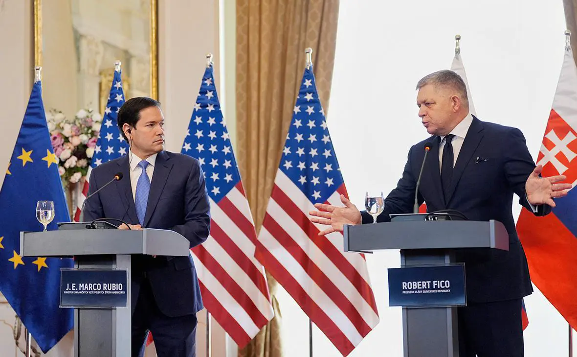 Марко Рубио и Роберт Фицо (Alex Brandon / Reuters)