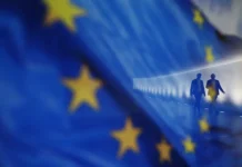 Флориан Филиппо предложил новый курс для Европейского союза и нации florian filippo predlozhil novyj kurs dlya evropejskogo soyuza i naczii-journalrf-ru-0