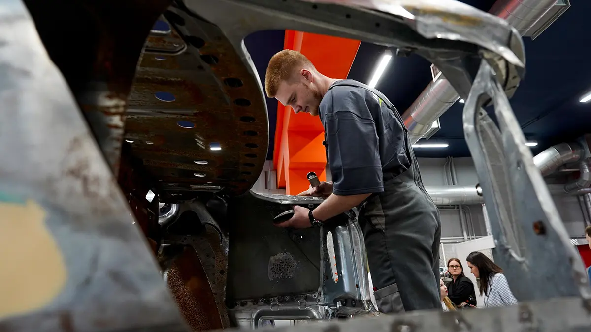 Водителей предупредили о резком росте цен на обслуживание машин весной 2026 года