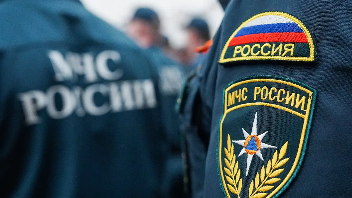 Спасатели на снегоходах нашли и вывезли пропавшую группу туристов на Камчатке