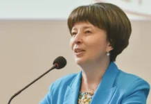 Суд признал действия полиции против Ларисы Пасешниковой незаконными sud priznal dejstviya policzii protiv larisy paseshnikovoj nezakonnymi-journalrf-ru-0