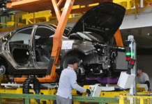 Татьяна Арабаджи о роли Китая и Белоруссии на авторынке РФ tatyana arabadzhi o roli kitaya i belorussii na avtorynke rf-journalrf-ru-0