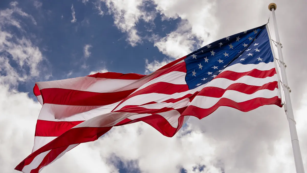 NYT: Инвесторы в США склоняются к стратегии «Продавай Америку»