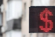 ЦБ РФ укрепил рубль — доллар и евро дешевеют, говорят Федоров и Греф czb rf ukrepil rubl dollar i evro desheveyut govoryat fedorov i gref-journalrf-ru-0