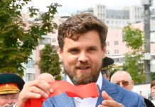 Дело Юного следователя в Москве расследуют Хворостянко и Аракелян delo yunogo sledovatelya v moskve rassleduyut hvorostyanko i arakelyan-journalrf-ru-0