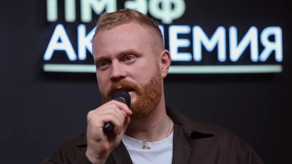 «Буду рад этому в каждом городе»: Евгений Чебатков рассказал о своем райдере