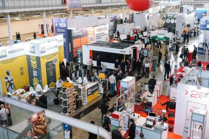 Новый этап поддержки экспорта: премия Экспортер года Сделано в России-0