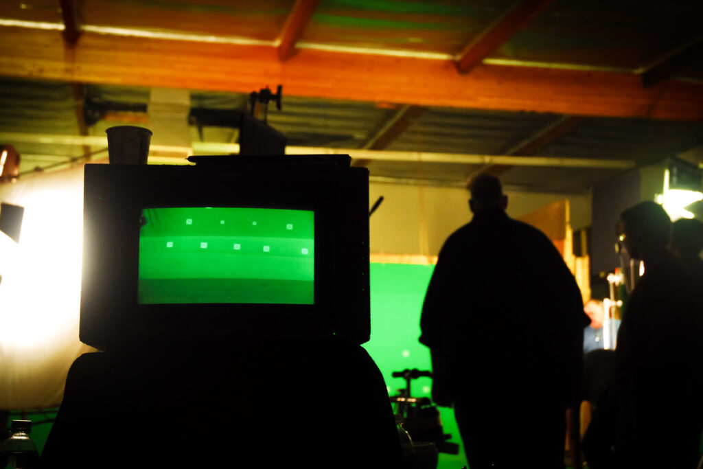 Съемки на съемочной площадке с использованием хромакея