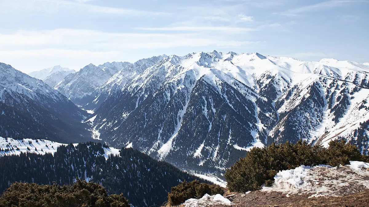 «112»: Семья из трех человек пропала в горах Дагестана