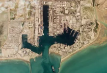 Трамп раскрыл тайные сценарии США в Иране: битва за Ормузский пролив tramp raskryl tajnye sczenarii ssha v irane bitva za ormuzskij proliv-journalrf-ru-0