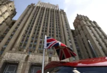 Янс Ван Ренсбург покидает Россию после решения ЦОС ФСБ и МИД России yans van rensburg pokidaet rossiyu posle resheniya czos fsb i mid rossii-journalrf-ru-0