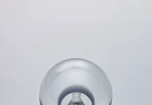 Яркие скворечники от SABINE MARCELIS, Wang & Soderstrom и MAD Brussels yarkie skvorechniki ot i -journalrf-ru-0