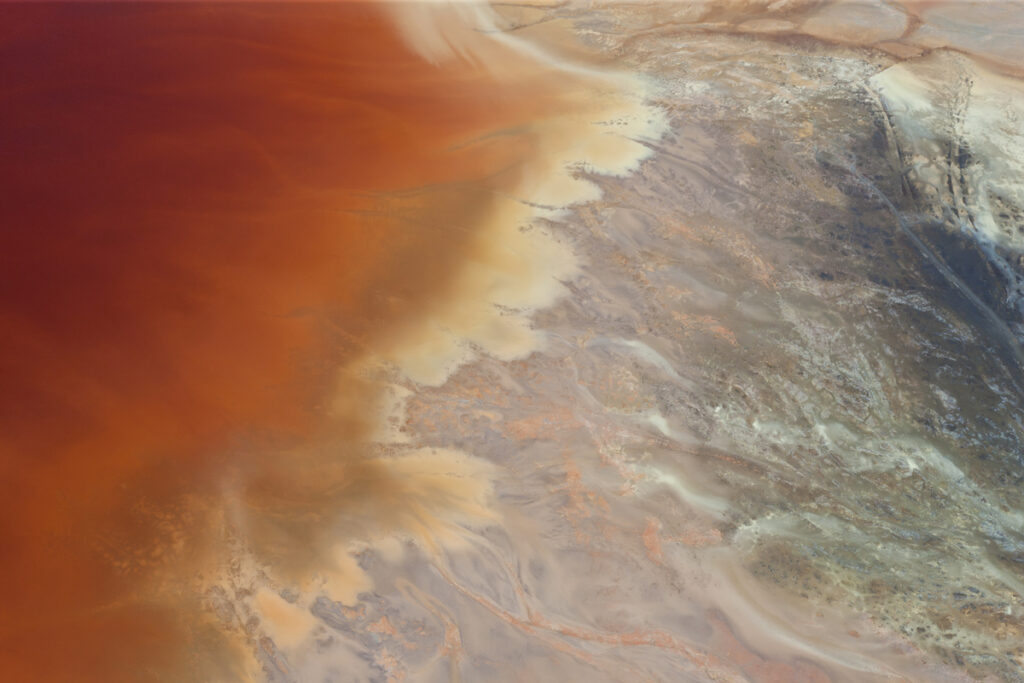 Аэрофотоснимок окисленных железистых минералов