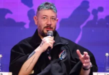 Артемий Лебедев с юмором ответил на замечания Прохора Шаляпина о мате artemij lebedev s yumorom otvetil na zamechaniya prohora shalyapina o mate-journalrf-ru-0