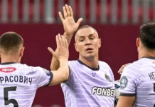 Артём Дзюба отмечает рекорд в РПЛ и вспоминает матч Акрон - Рубин artyom dzyuba otmechaet rekord v rpl i vspominaet match akron rubin-journalrf-ru-0