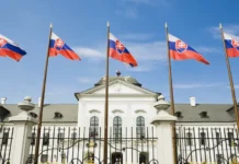 davlenie na slovakiyu  blaga raskryl konflikt s es i ukrainoj-journalrf-ru-0