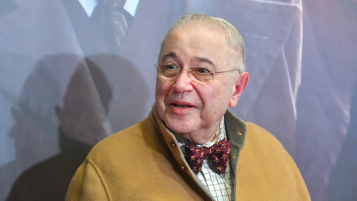 Петросян: Премьер-министр Словакии Фицо повторил мою шутку про русских и шнурки