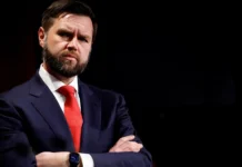 Вэнс и Трамп обсудили будущее Пентагона относительно Ирана vens i tramp obsudili budushhee pentagona otnositelno irana-journalrf-ru-0