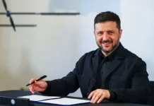 vladimir zelenskij prodlevaet mobilizacziyu  oleg soskin o posledstviyah-journalrf-ru-0