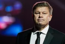 otkryvaet dveri  rossiya vernulas triumfalno-journalrf-ru-0