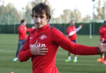 pavel yakovlev oczenil tyoplyj priyom i atmosferu futbola vo vladikavkaze-journalrf-ru-0
