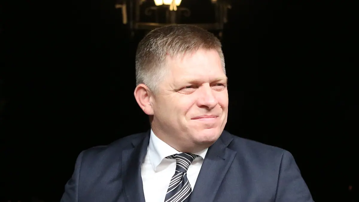 Фицо сообщил, что не посетит парад Победы в Москве