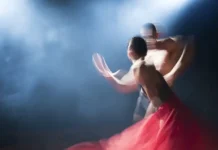 alyona yakovleva yarkie roli v teatre satiry i ne tolko-journalrf-ru-0