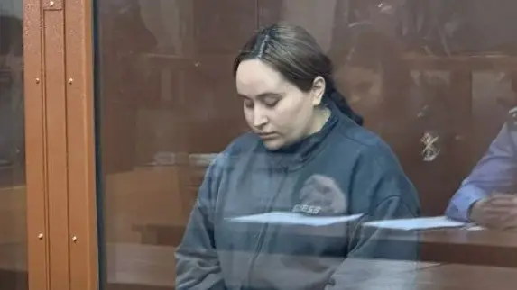 Суд в Москве арестовал Хатуну Аташян, обманувшую 70 блогеров на миллионы рублей